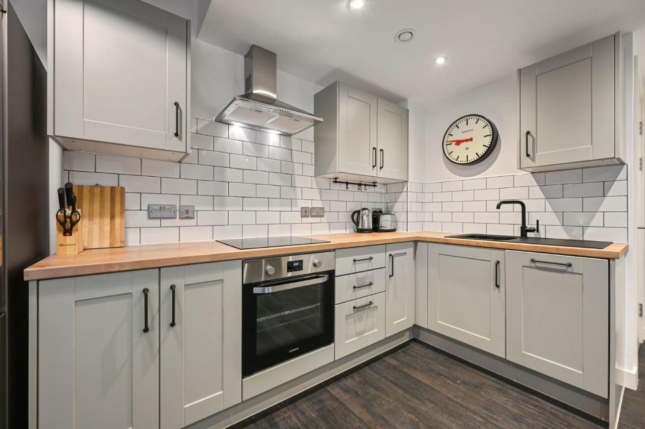 Modern And Chic Apartments At Ferrum Near Wembley Park ลอนดอน ภายนอก รูปภาพ