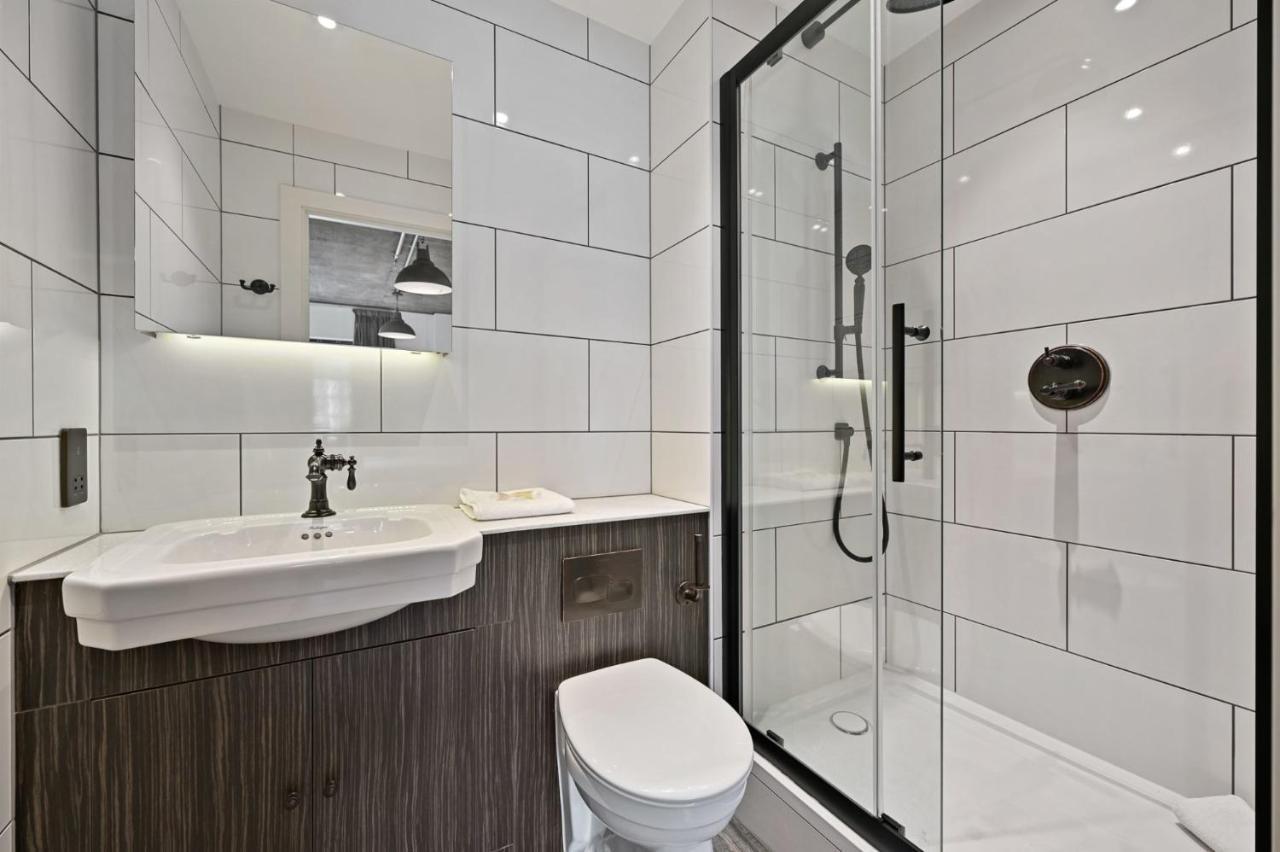 Modern And Chic Apartments At Ferrum Near Wembley Park ลอนดอน ภายนอก รูปภาพ