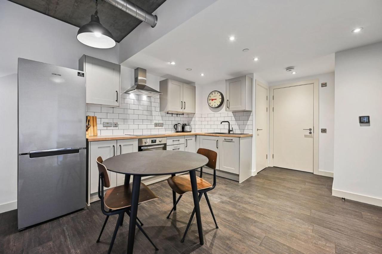 Modern And Chic Apartments At Ferrum Near Wembley Park ลอนดอน ภายนอก รูปภาพ