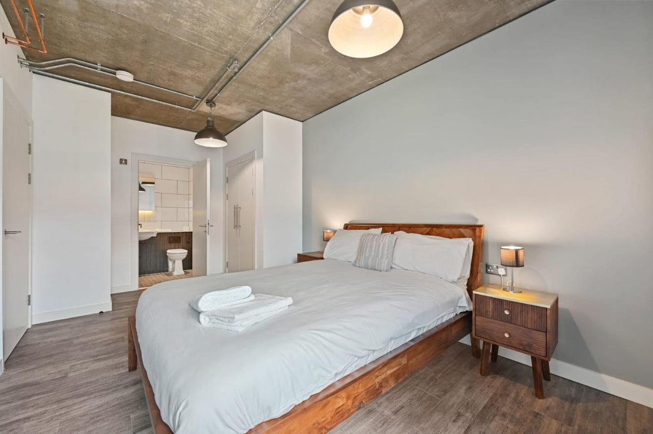 Modern And Chic Apartments At Ferrum Near Wembley Park ลอนดอน ภายนอก รูปภาพ
